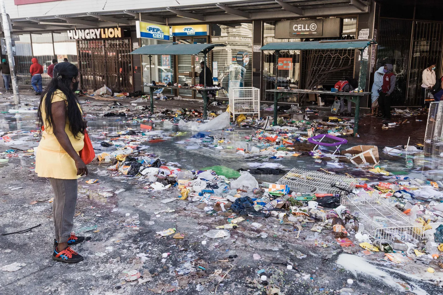 Rüüstatud kauplus Lõuna-Aafrika Vabariigis Durbanis.