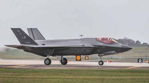 Poola saab USAst esimese partii F-35 hävitajaid