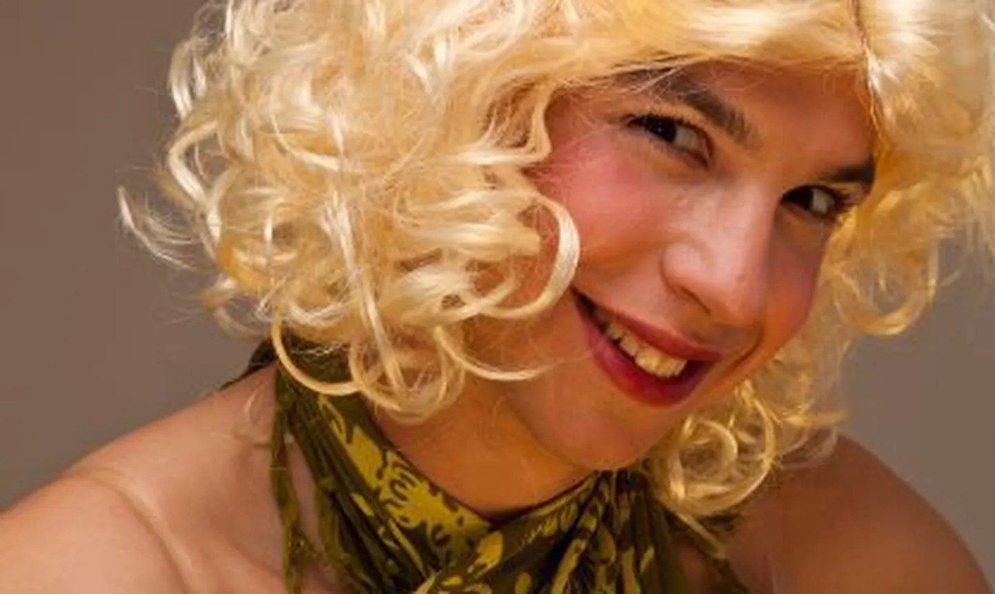 Maailma kõige pikemat kasvu transseksuaal?