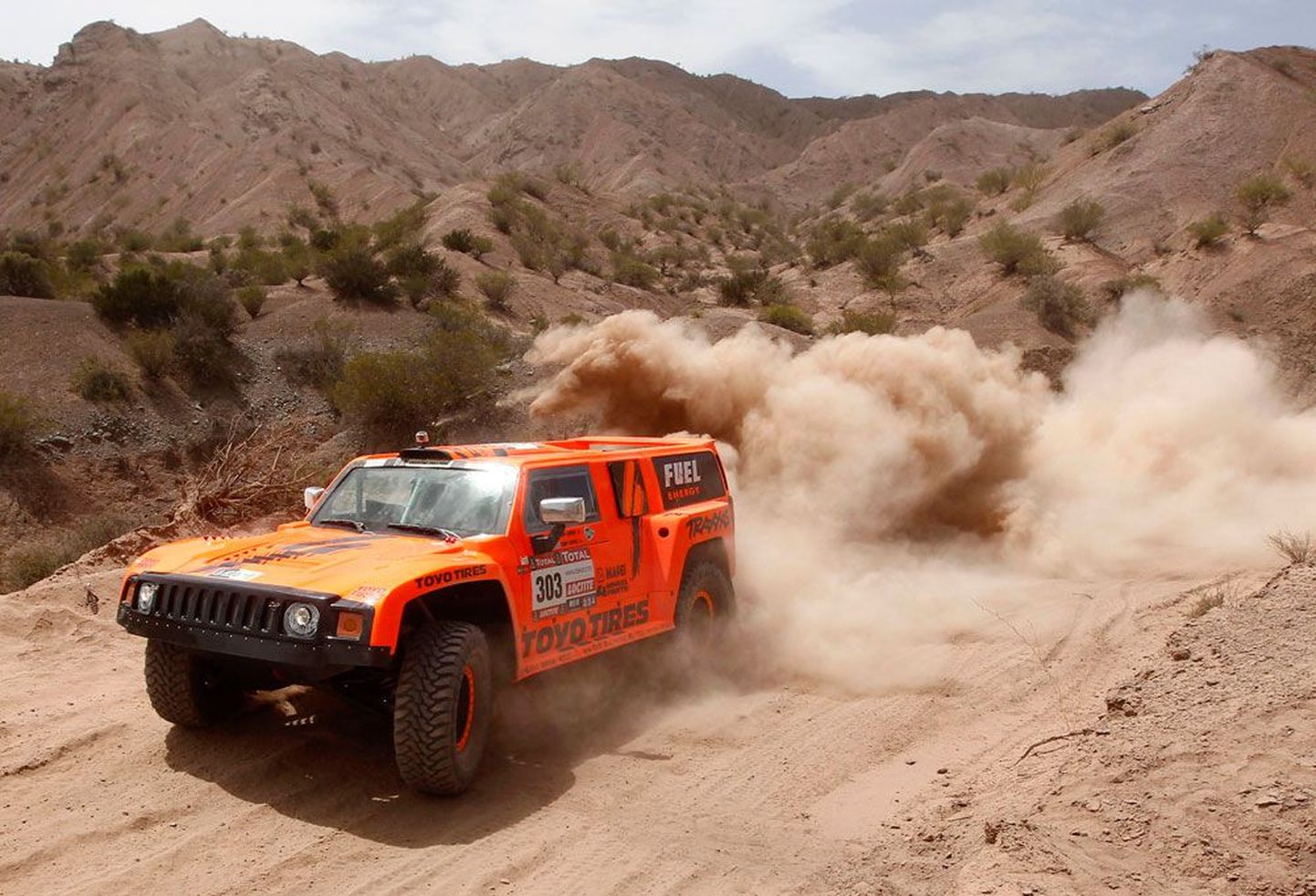 Kaheksandat aastat Dakaris võistlev Robby Gordon läheb oma Hummeril püüdma ameeriklaste esimest üldvõitu.