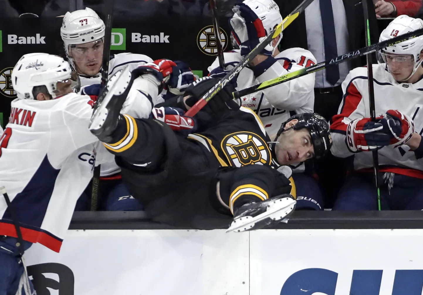 Zdeno Chara on sattunud ootamatusse olukorda.