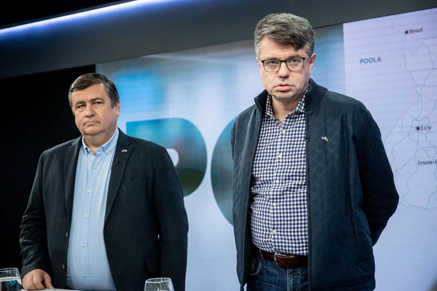Mati Raidma vasakul.