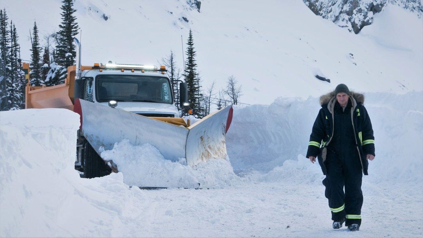 Liam Neeson mängib leebet lumesahajuhti Nels Coxmani, kellest algab pöörane sündmusteahel, kui tapetakse tema ainus poeg. 