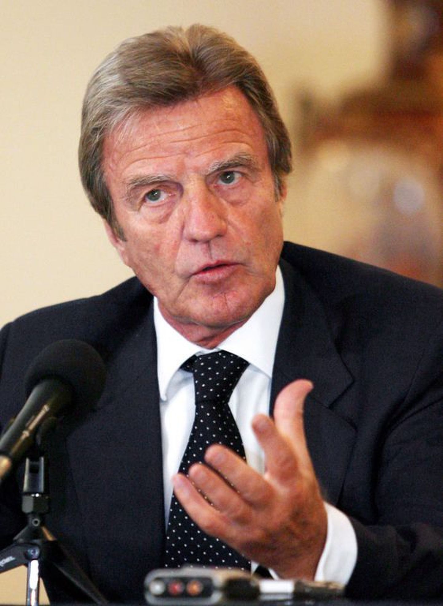 Prantsusmaa välisminister Bernard Kouchner..
