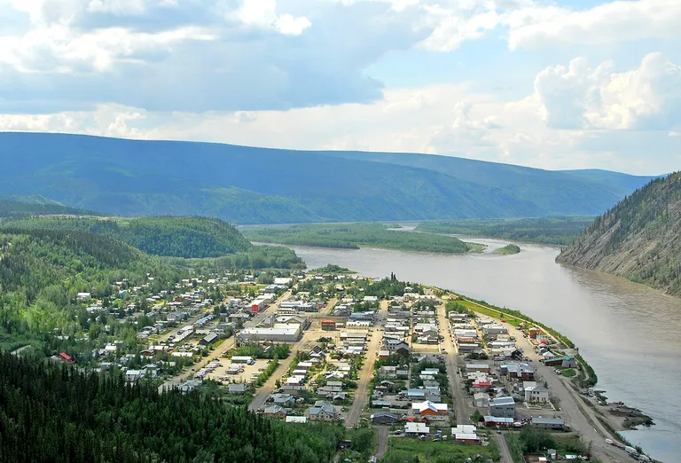 Kanada kunagine kullapalavikulinn Dawson City tänapäeval