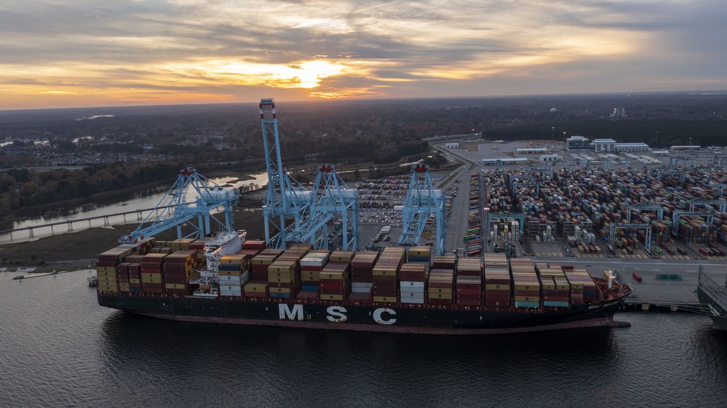 Mediterranean Shipping Company (MSC) laev Meline Virginia International Gateway Marine sadamas Norfolkis.