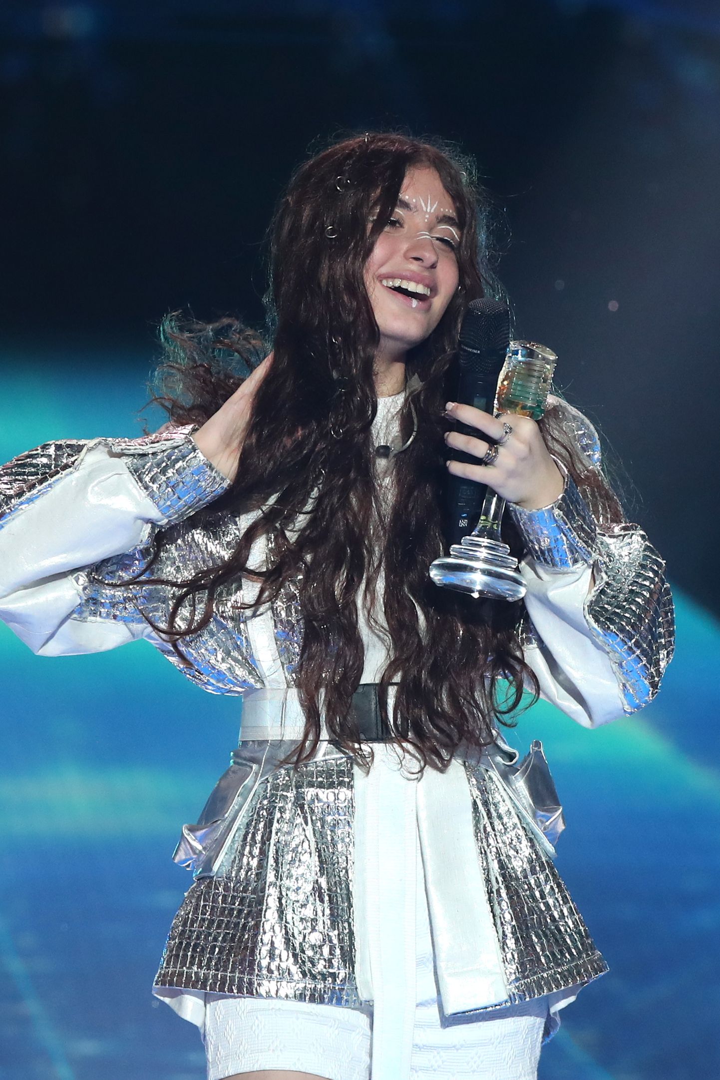 Малена Фокс от Армении стала победительницей 19-го детского песенного конкурса "Евровидение-2021".