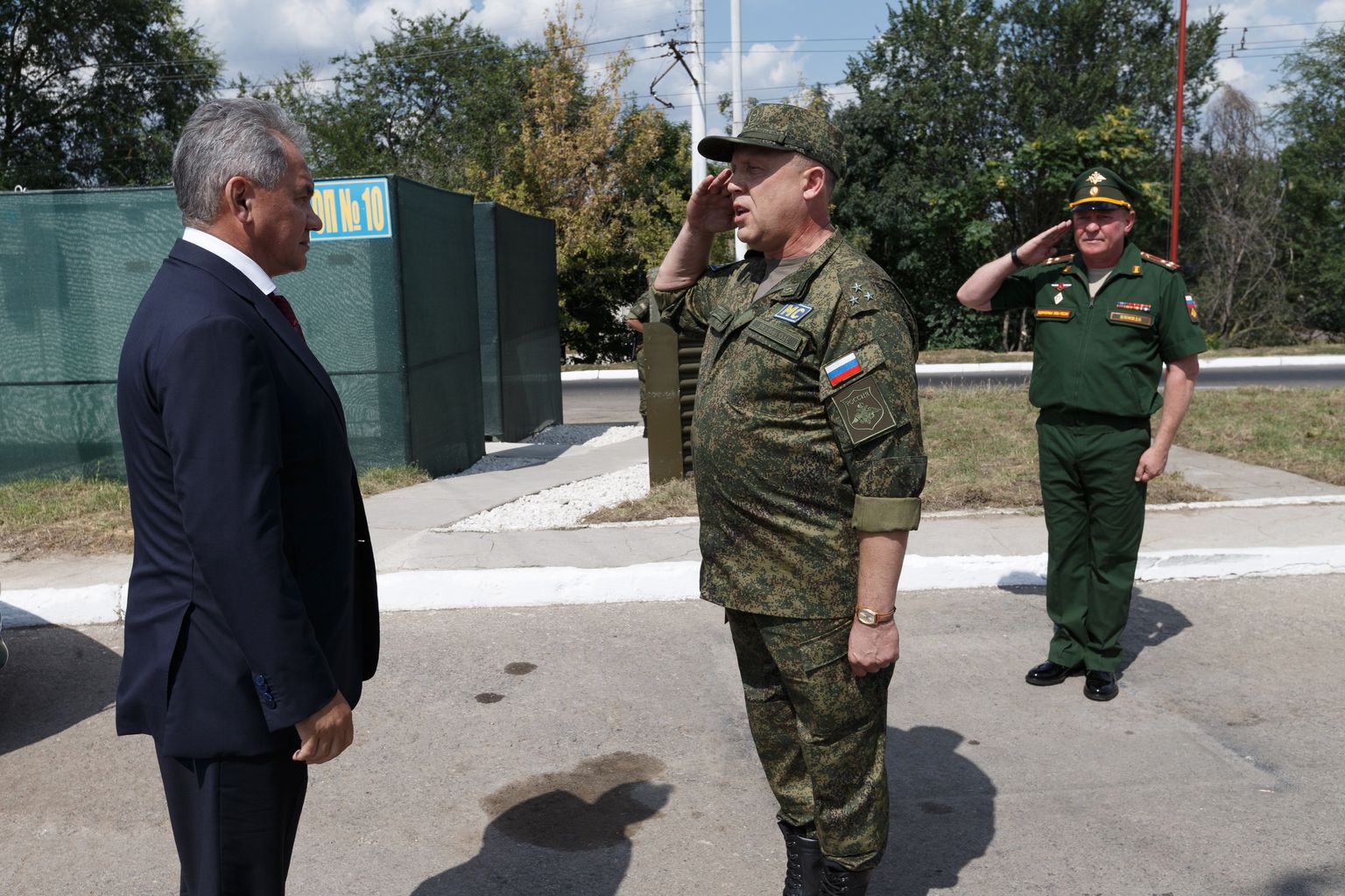 Министр обороны России Сергей Шойгу посещает расположение российской армии в Приднестровье, 24 августа 2019 года.