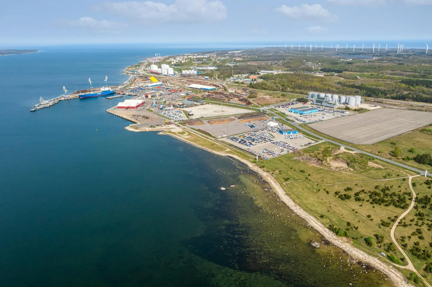 Paldiski lõunasadam droonifoto.
