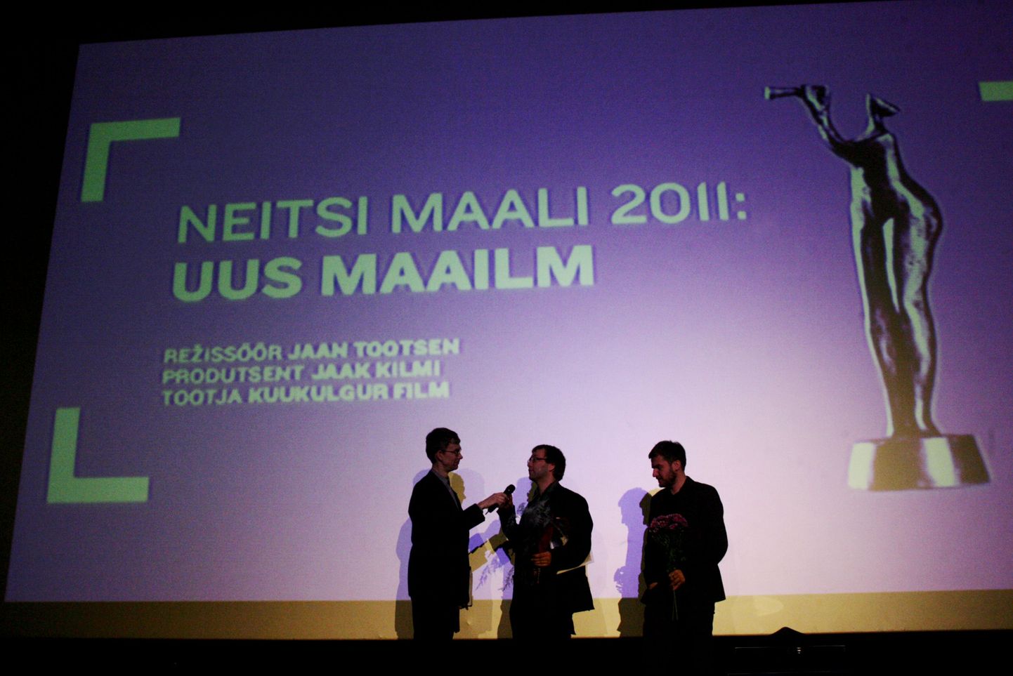 Eesti filmiauhinna Neitsi Maali 2011 pälvis film «Uus maailm».