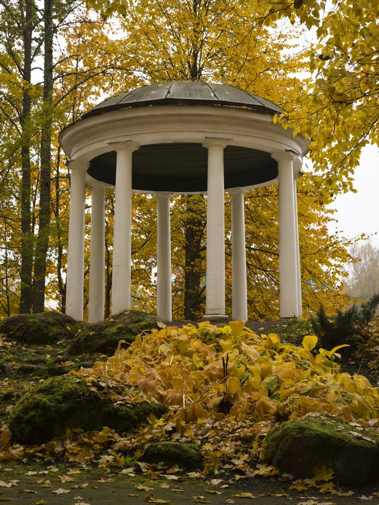 Paviljoni sügisvärvid.