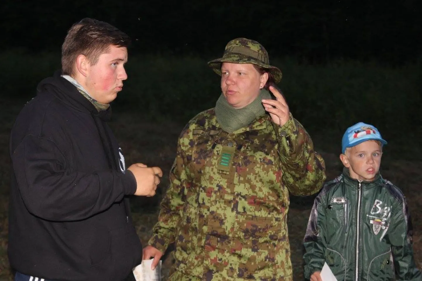 Kaks ametiaega Järvamaa noorkotkaid juhtimud Karin Allik (fotol keskel) jätkab tööd ka kolmandal ametiperioodil.