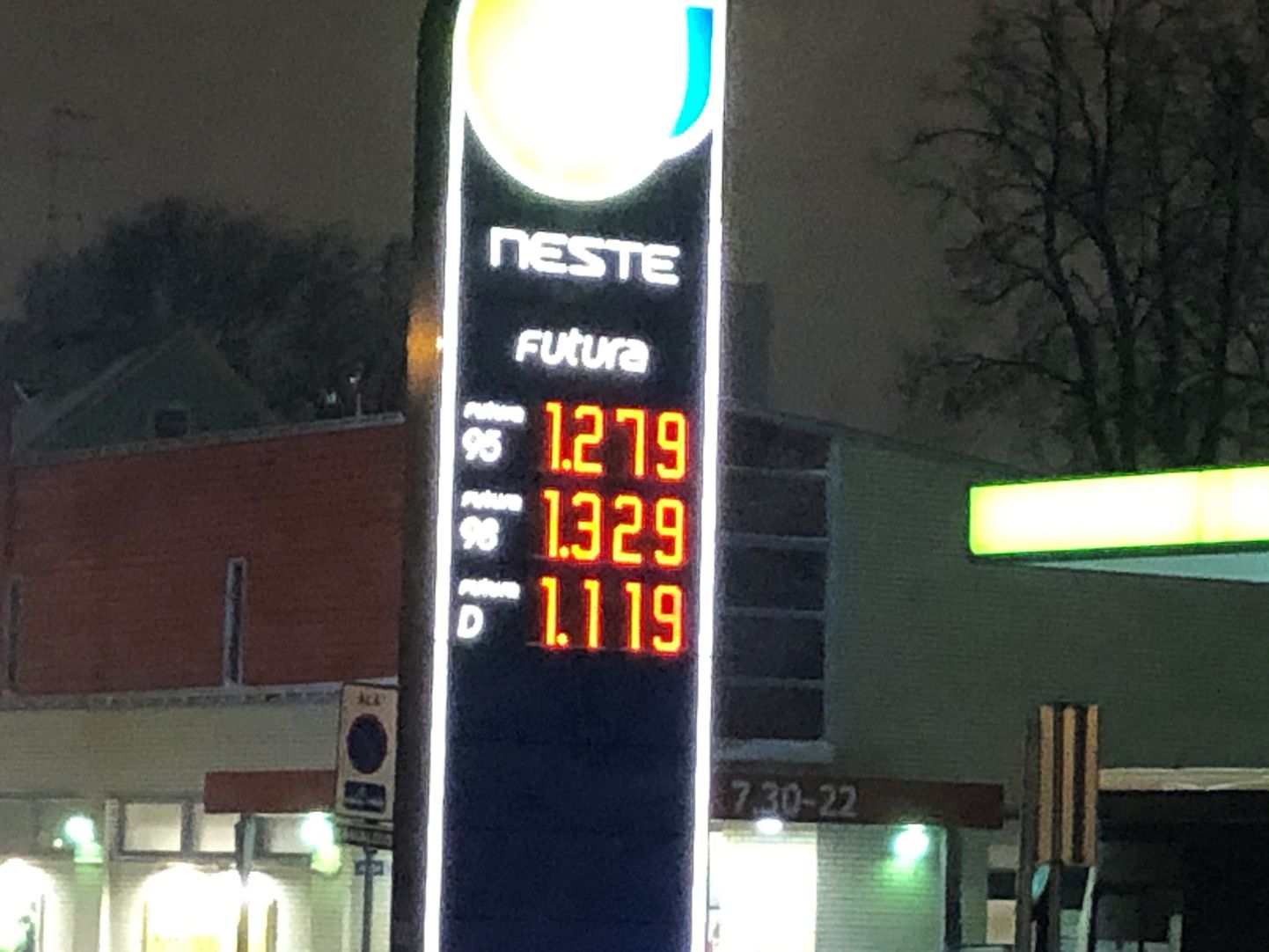 Kütuste hinnad tanklas 12.jaanuari õhtul.