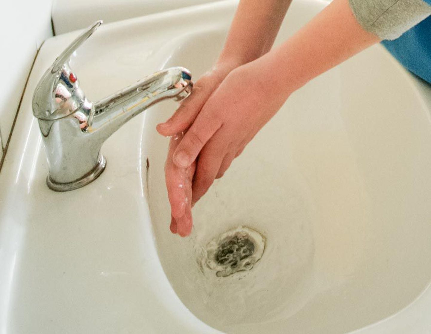 Põhjalik ja sage kätepesu aitab samuti viirushaiguste levikut takistada
