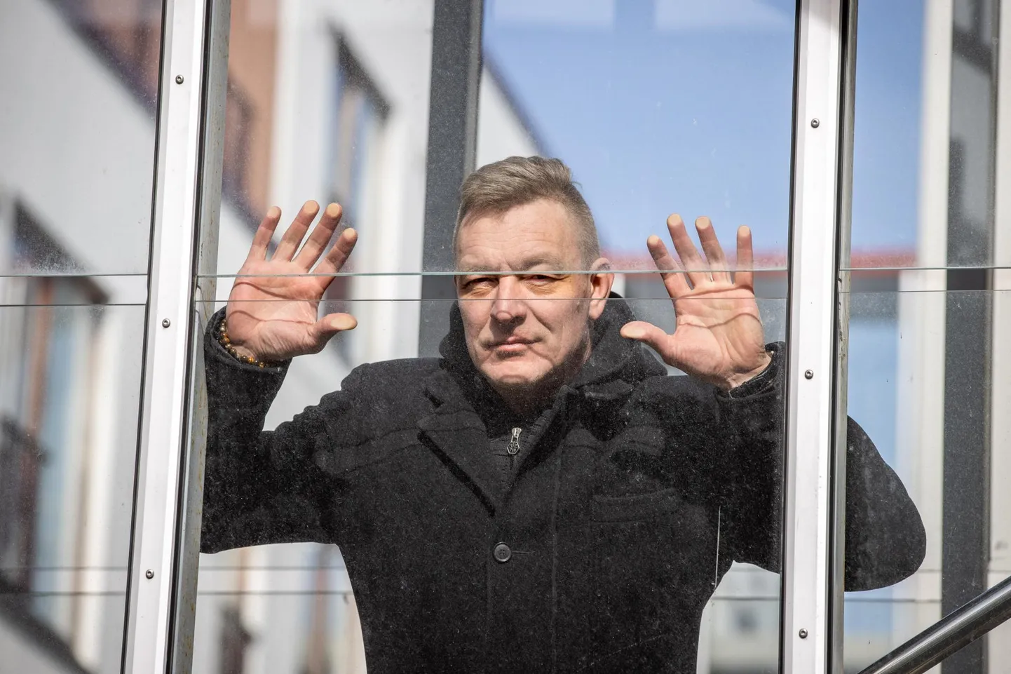 Ain Mäeotsa ärritab ving ja virin, eriti kombineerituna pseudoprobleemidega.