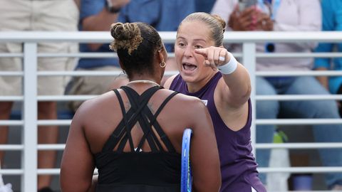 Ostapenko atzīst, ka nav pietiekami skaidri izteikusies sarunā ar Taunzendu