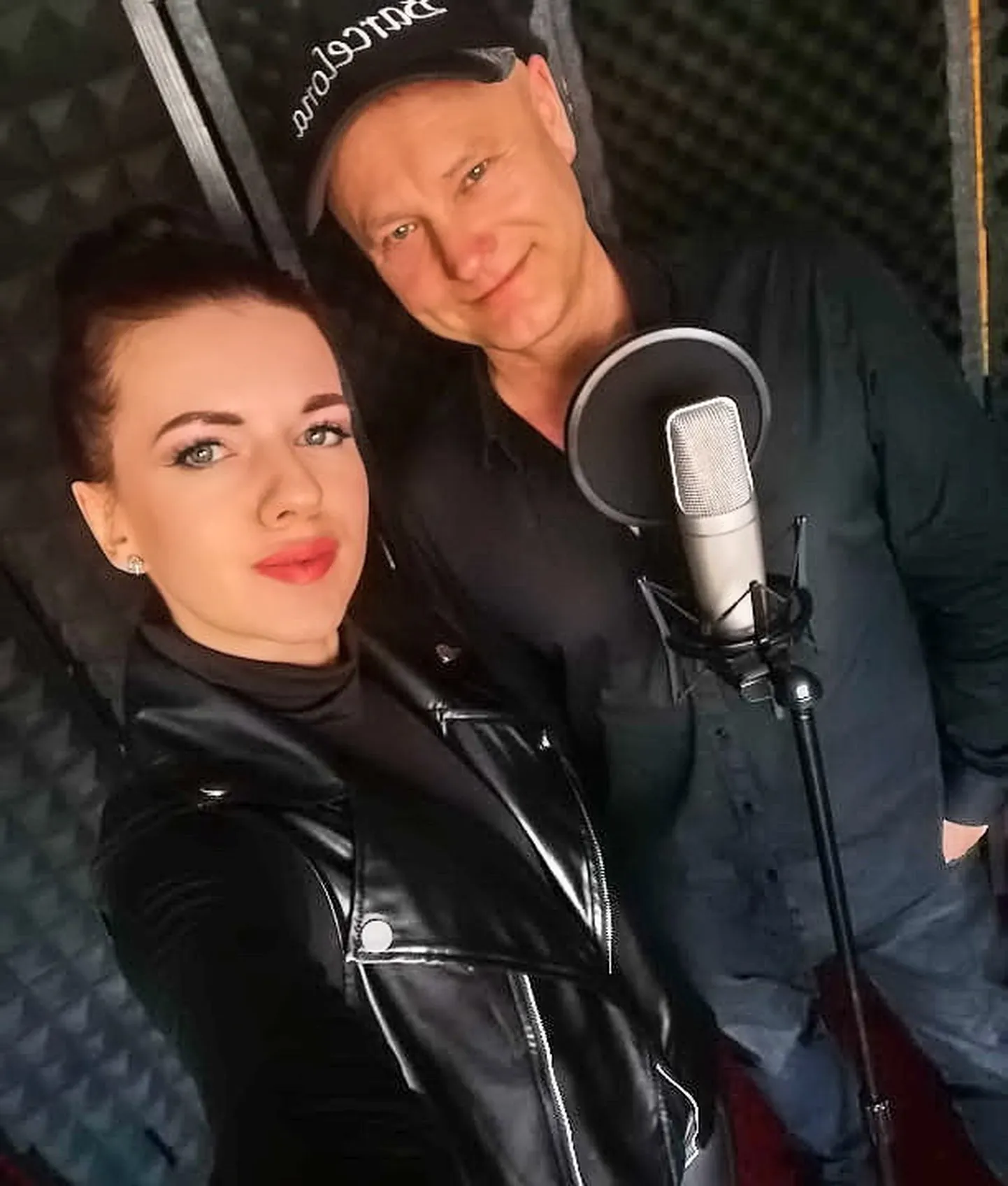Vova-J&Oly