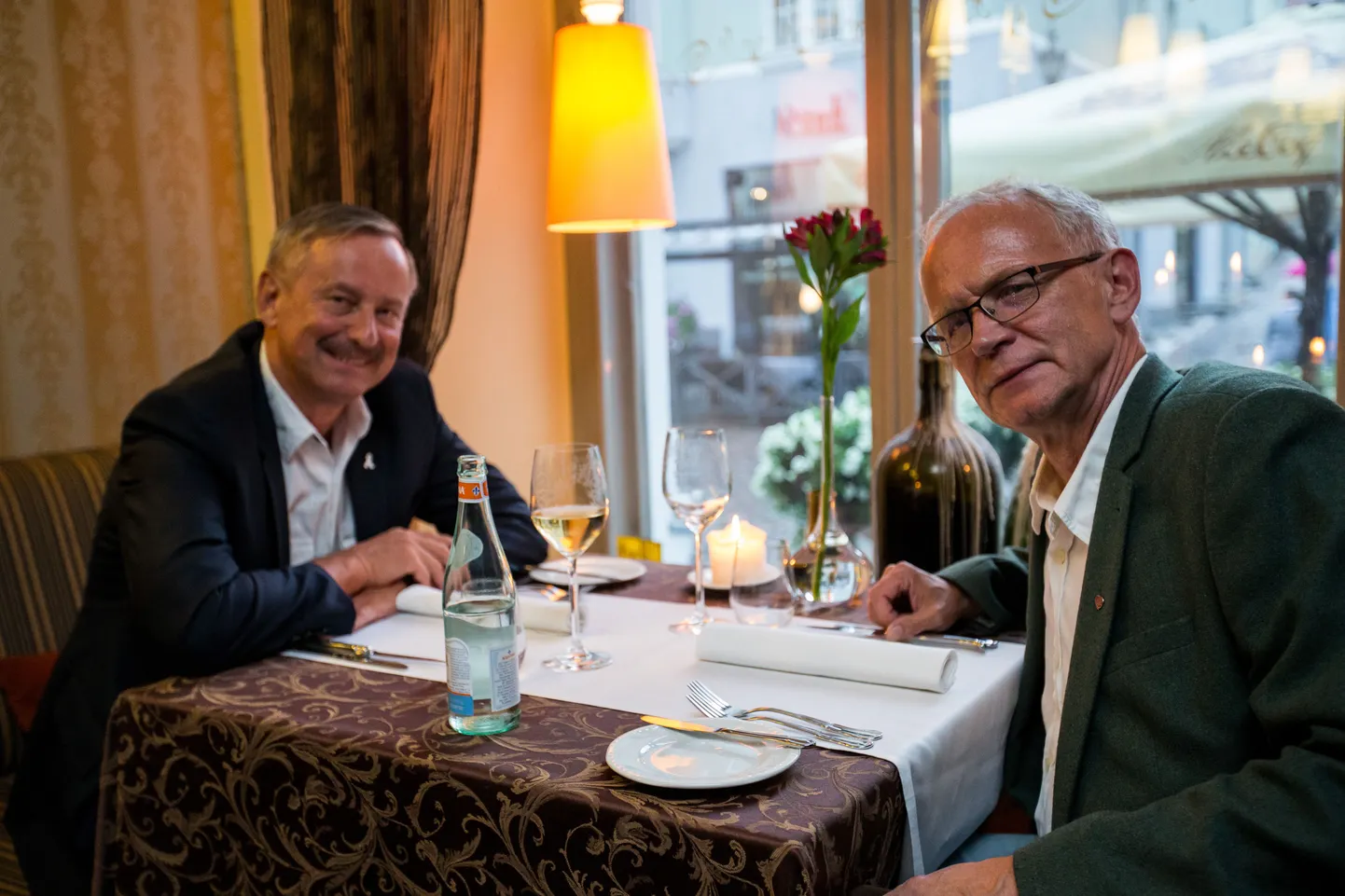 Siim Kallas ja Eiki Nestor restoranis Dominic.
