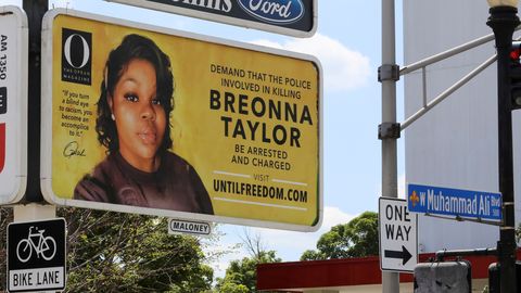USA vandemeeste kogu mõistis Breonna Taylori tapnud politseiniku süüdi