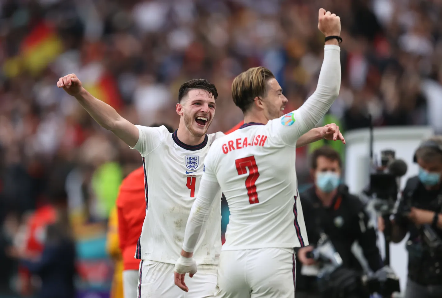 Declan Rice (vasakul).