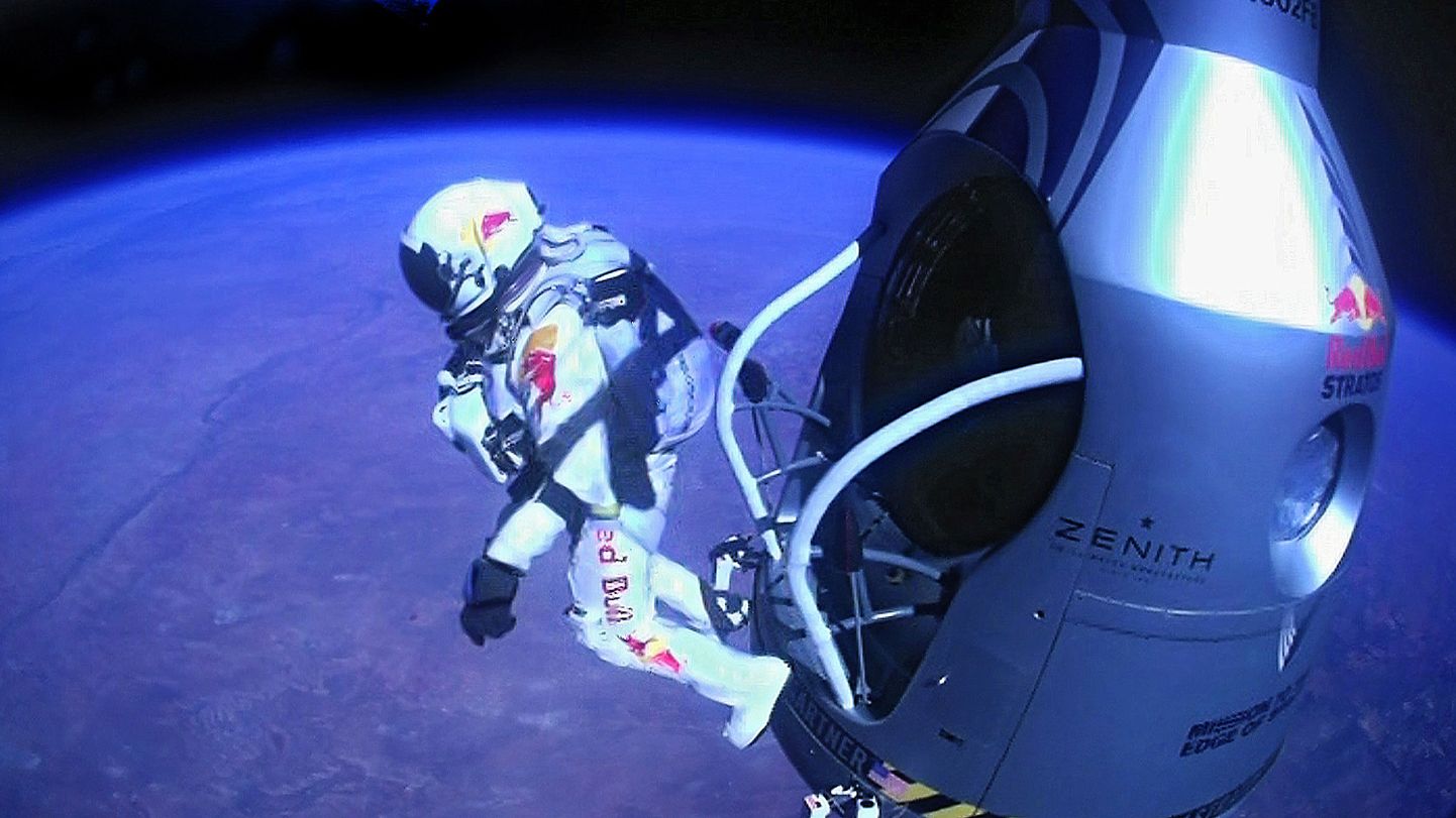 2012.aastal hüppas austerlane Felix Baumgartner 39.045 kilomeetri kõrguselt, stratosfäärist Maa pinnale.
