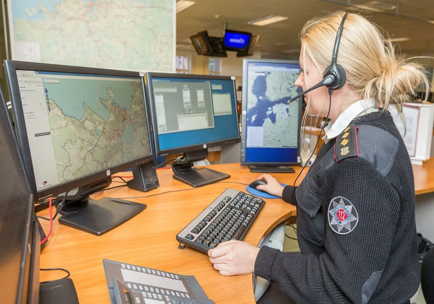 В арсенале Центра тревоги самые новые версии навигационной системы GPS, позволяющие очень точно обнаружить место происшествия 
или несчастного случая.