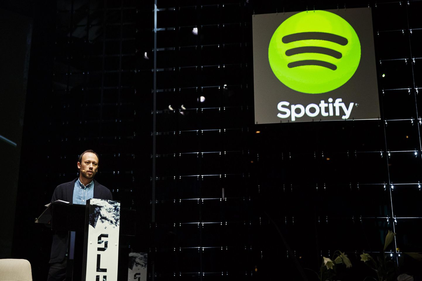 Spotify asepresident Alex Norstrom esinemas Helsingis idufirmade konverentsil Slush.