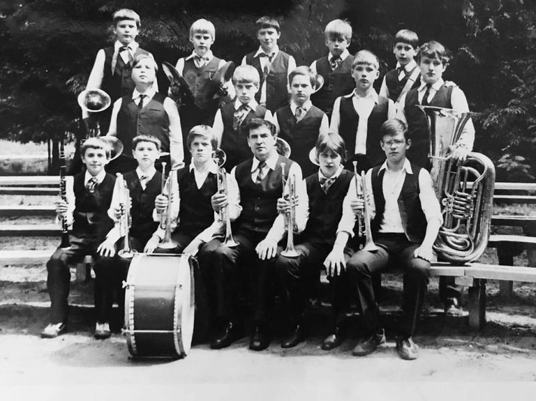 Детский духовой оркестр, Александр Савельев в первом ряду, второй справа.
