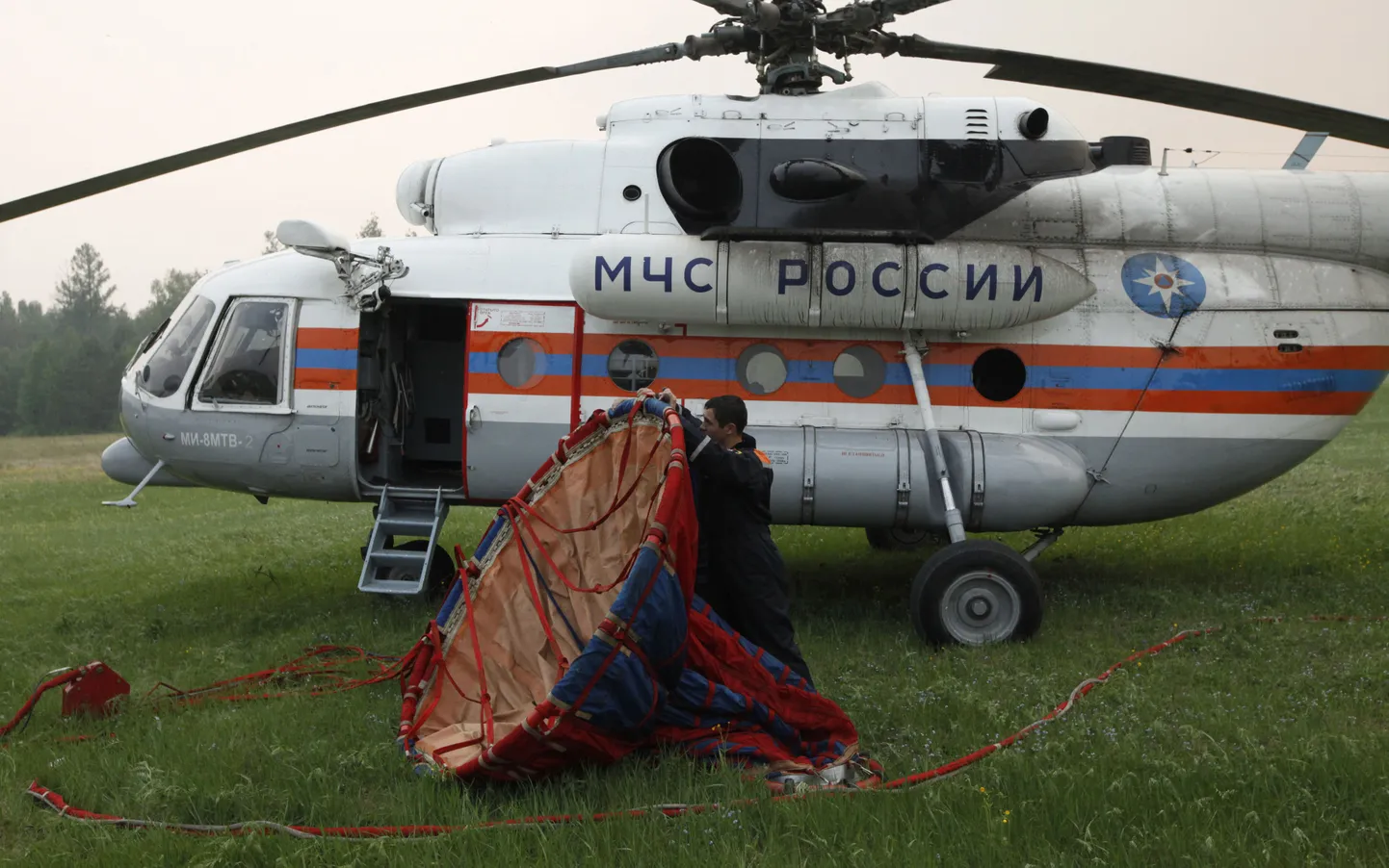 Vene eriolukordade ministeeriumi kopter MI-8