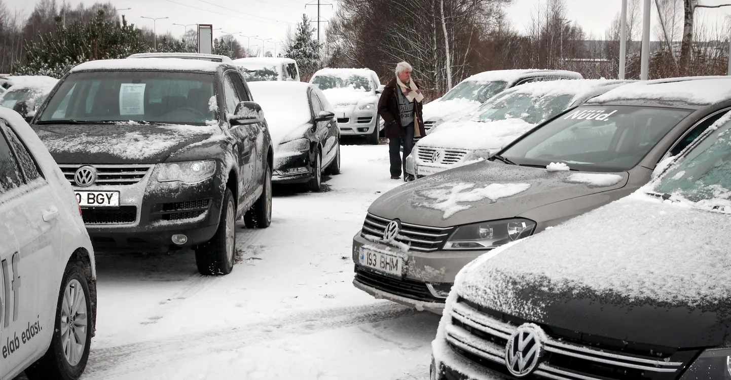 Kasutatud autode müügiplats.