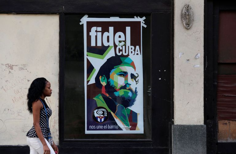 Plakat, millel on kujutatud Fidel Castrot. Kiri plakatil: «Fidel on Kuuba». Foto: Scanpix