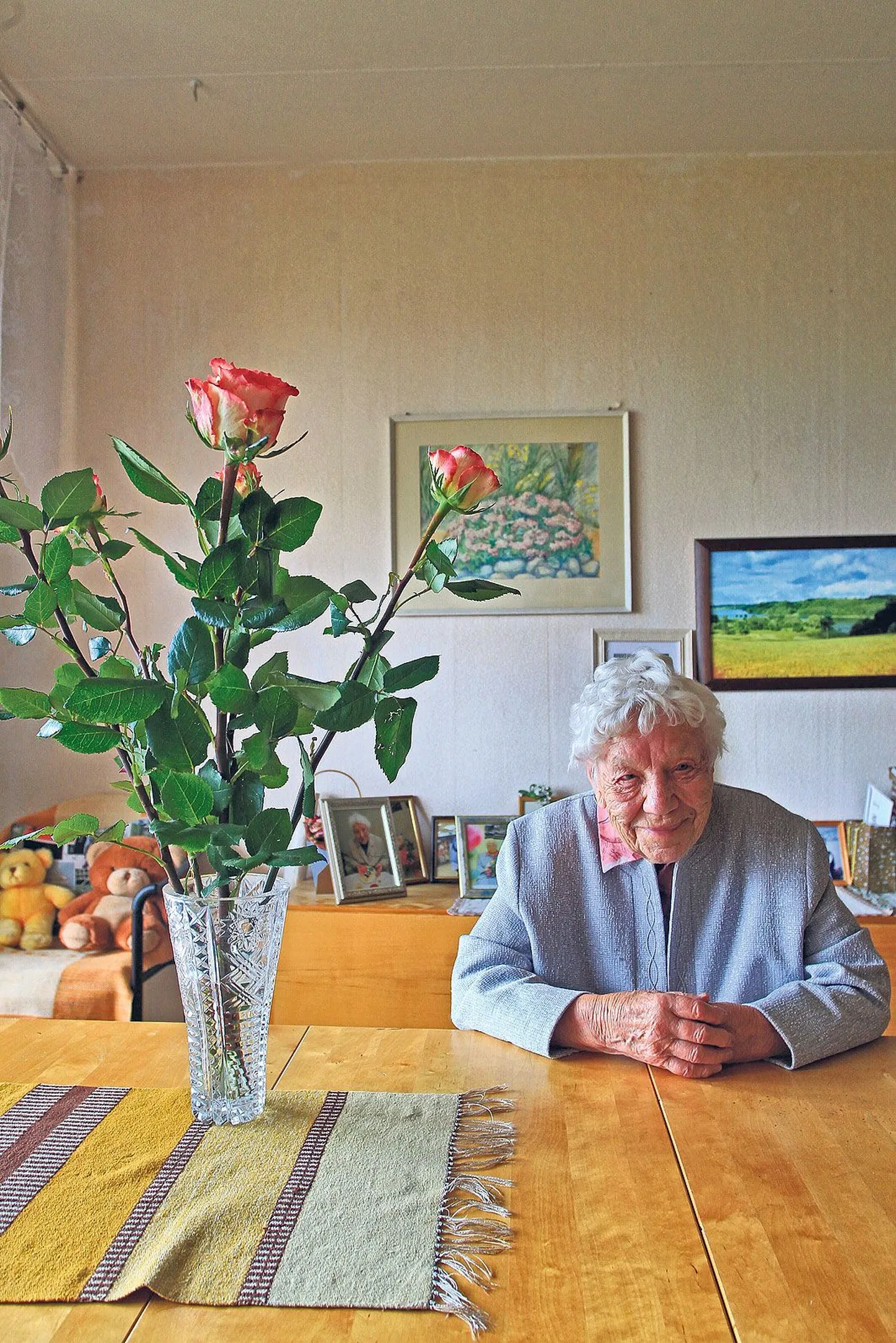 Felita Viikna on armastatud pedagoog, kes haris Tartus noori üle 60 aasta.