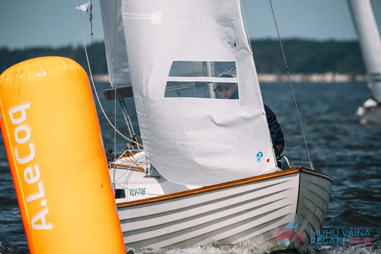 Jaht W-Lind (Folkboot) - kapten Tiit Riisalo, Kalevi Jahtklubi - A. Le Coq 66. Muhu Väina regatt 2023