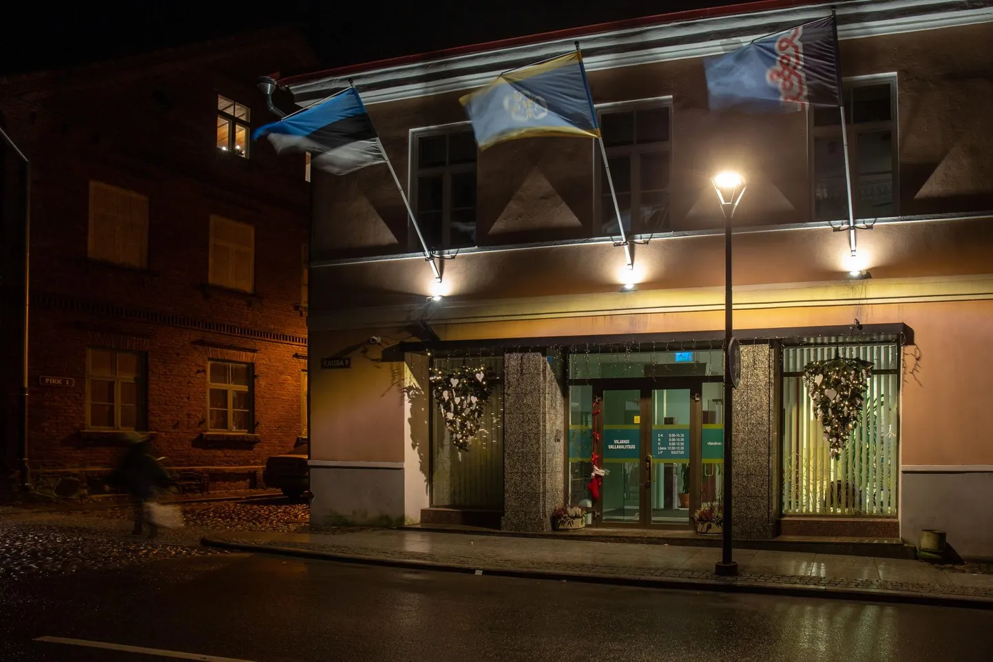 Viljandi vallamajja tungis kolmapäeva õhtul mees, kes ähvardas lastekaitsetöötajat.