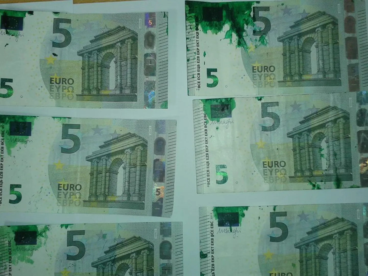 Rikutud rahatähed