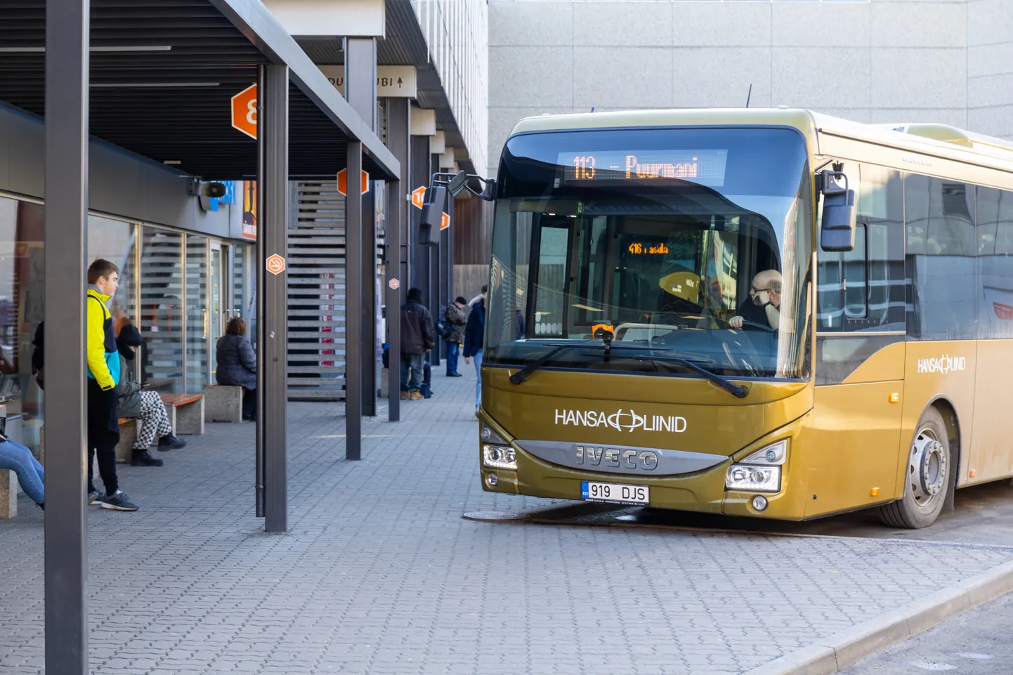 Aprillist muutuvad kaheksa maakonnaliini bussigraafikud.