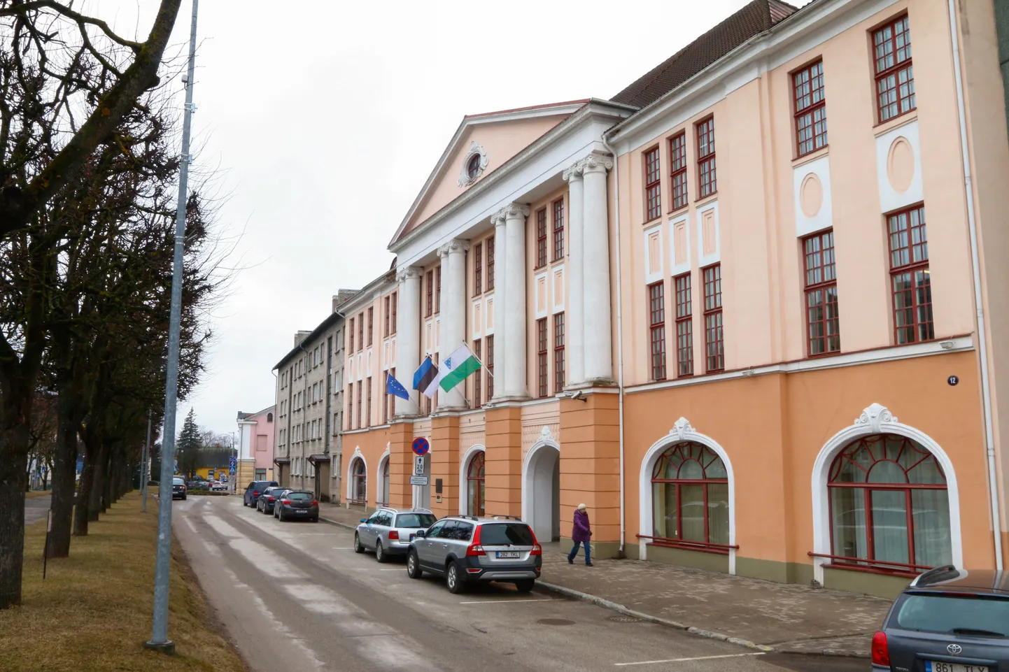 Endine Valga maavalitsuse hoone.
