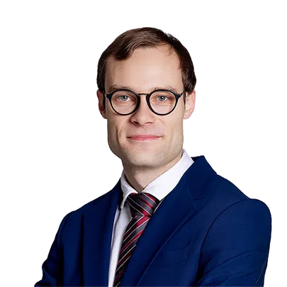 Присяжный адвокат Олег Матвеев.