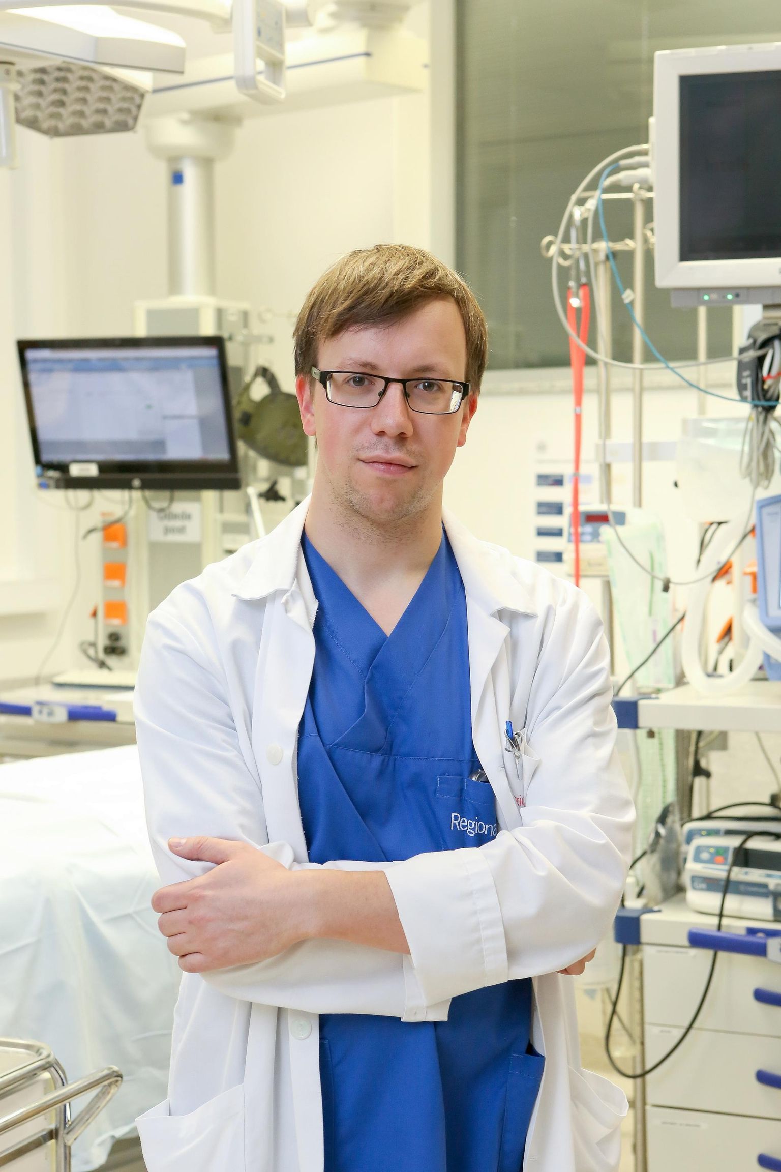 Traumakirurg Sten Saar kaitses Tartu ülikoolis doktoritöö, milles uuris raskeid traumasid Eestis.
