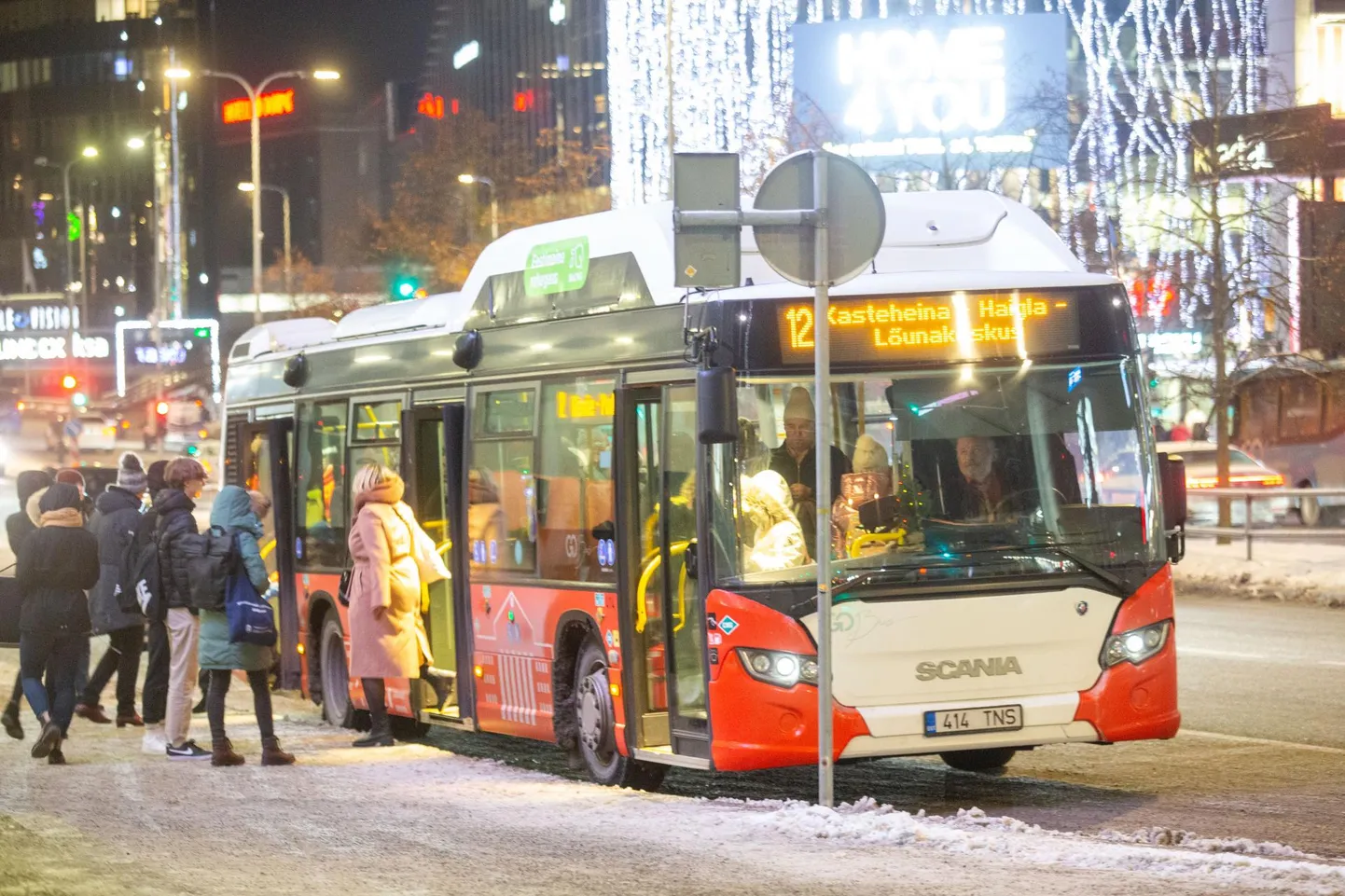 Kallim pilet ja pikem ooteaeg – selline on varsti keskkonnasäästlikku ühistransporti kasutava tartlase elu. Kristjan Teedema