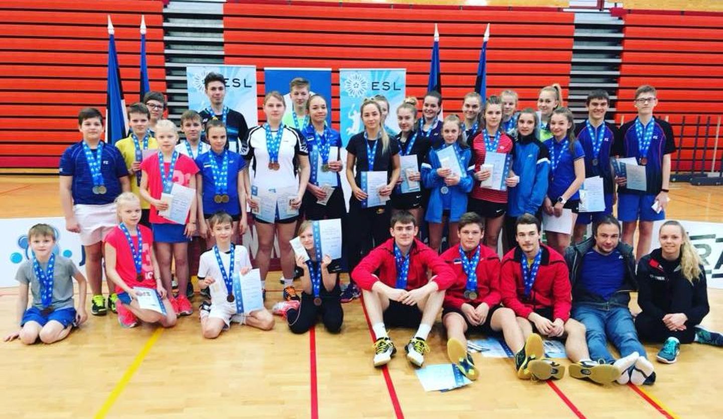 Eesti noorte meistrivõistluste medalivõitjad.