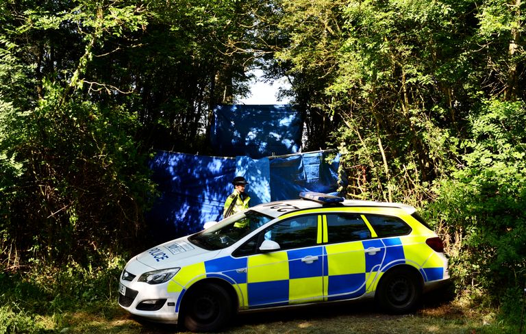 Briti politsei uurib 33 aasta tagust kadumisjuhtumit, käivitades Worcestershire’i maadel kaevamised