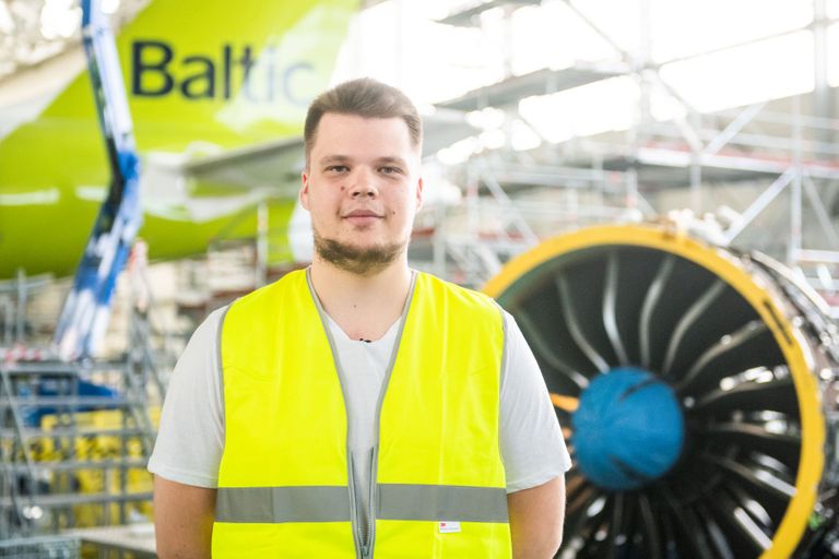 airBaltic jaunākais ražošanas kontroles centra koordinators Gvido Valbe
