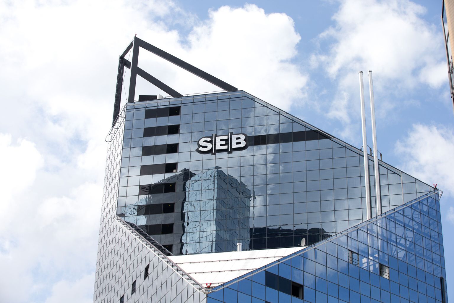 SEB Eesti puhaskasum vähenes reservide suurendamise tõttu 87,4 miljoni euro tasemele.