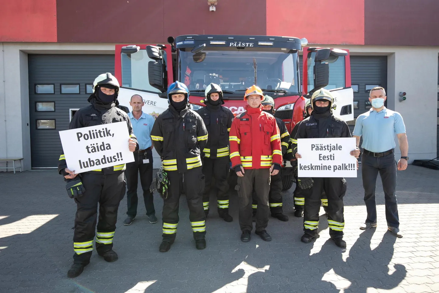 Rakvere päästekomando tänase vahetuse sõnum oli selge: poliitikud, täitke lubadus!