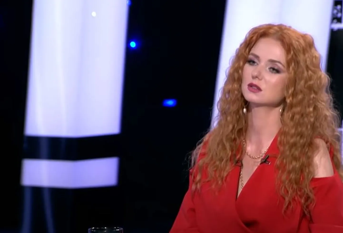 Лена Катина