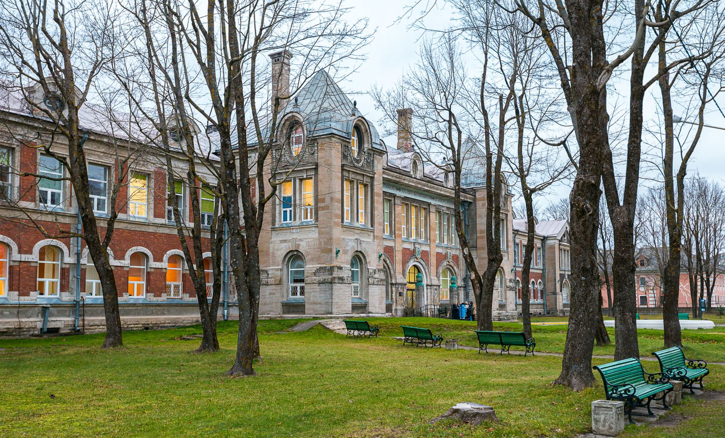 Aleksei Jevgrafov määrati Narva haigla juhiks, kuid ta võib sellest ametist juba paari nädala pärast lahkuda, juhul kui tal peaks õnnestuma volikogus saada vajalik toetus linnapea valimistel.