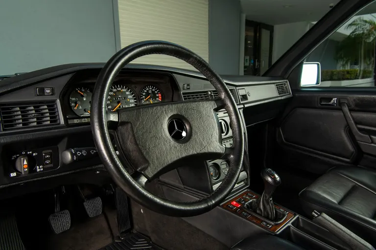 Mercedes-Benz 190E 2.5-16 Evolution II