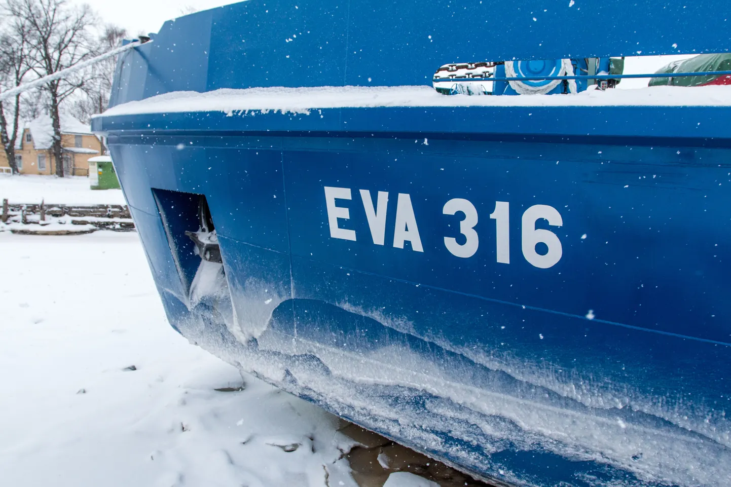 Jäämurdja EVA-316 Pärnu sadamas.