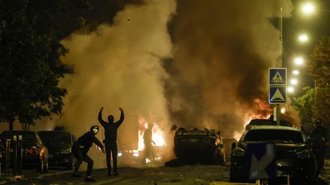 ÜLEVAADE ⟩ Politseivägivald vallandas Prantsusmaal üleriigilise mässu